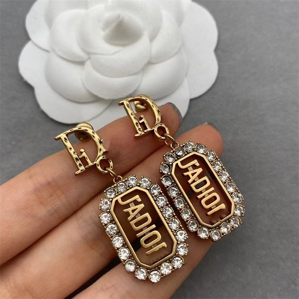 

letter pattern oval tassel earrings women's old long earrings, Golden