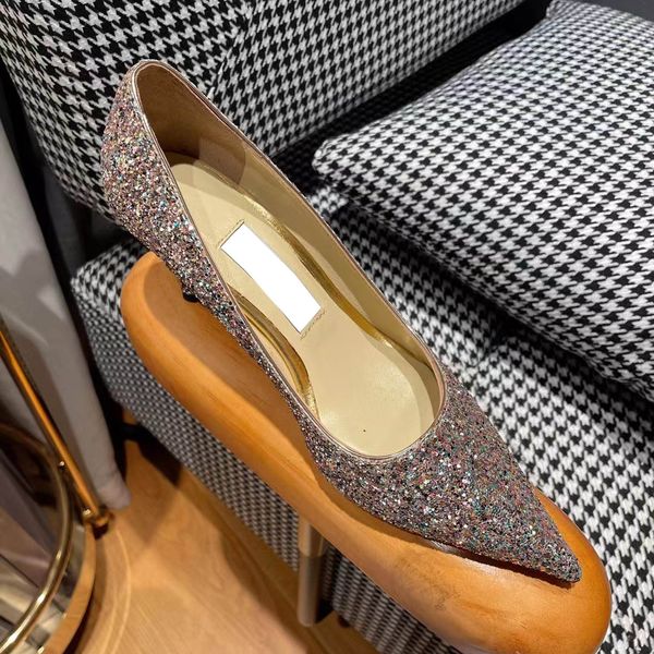 Classic Ladies Dress Shoes Top Quality Red Sole Halk Heels8.5cm Sapatos de barco pontiagudos Ponto de casamento Flats 35-40 Caixa