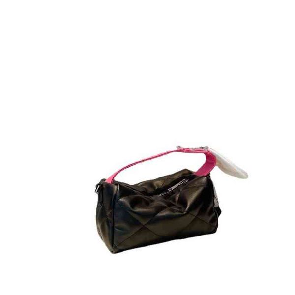 

2022 new net red contrast leather macarone smiling face lingge pillow bag portable single shoulder messenger bag tide
