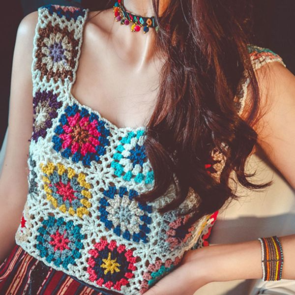 

2022 embroidery women ladies summer slim sleevelesst shirt casual solid v neck knitted short camisole knit vest tank 220613, White