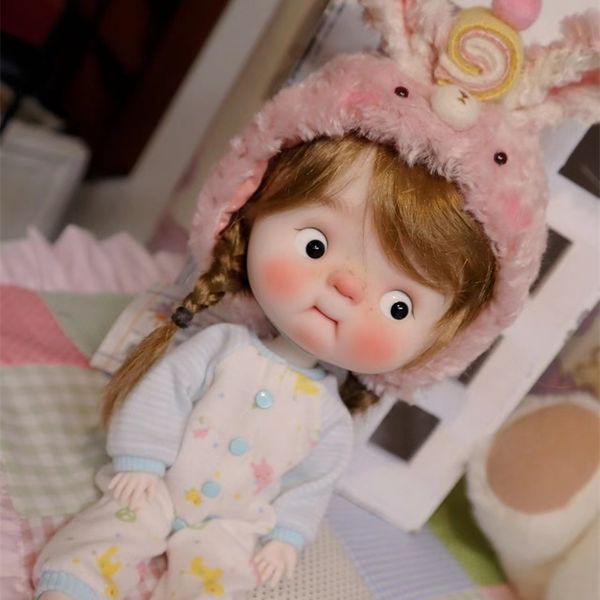 BJD DOLL QBABY BJD Recast настраивает роскошную смолу куклы Pure Nude Provable Head с небольшим корпусом 220816