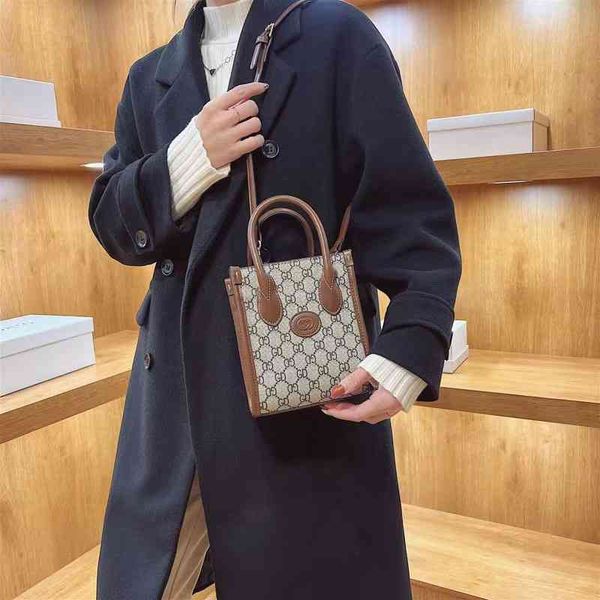 

new style in kind with small square bag, style and sling one shoulder messenger mini women's bag purses_tclb