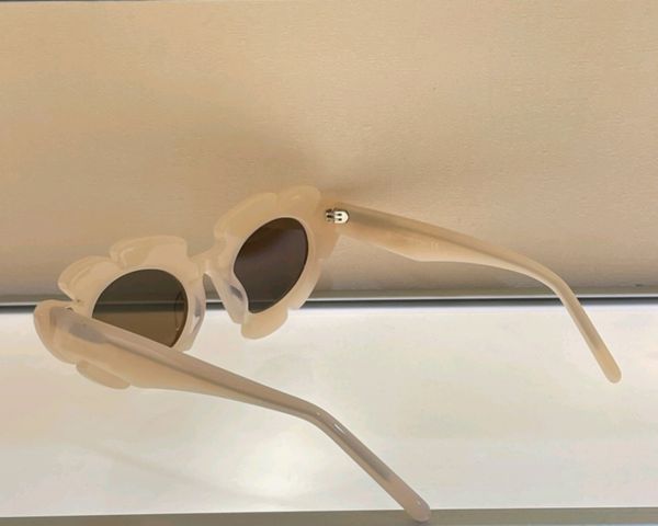 

lens nude/dark grey flower cateye shape women fashion summer sunnies oversize sunglasses uv400 eyewear high qu, White;black