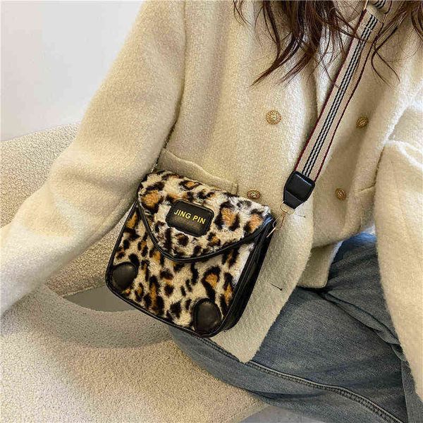 

7a+hbp classic women bags graffiti shoulder bag leopard brown grain plush chain hobo handbags square oblique cross lady tote crossbody