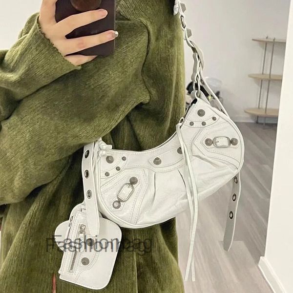 

designer bags bag purses bbalencaigas 2022 handbag shoulder three one rivet locomotive le cagole oil wax skin female diagonal o4fi
