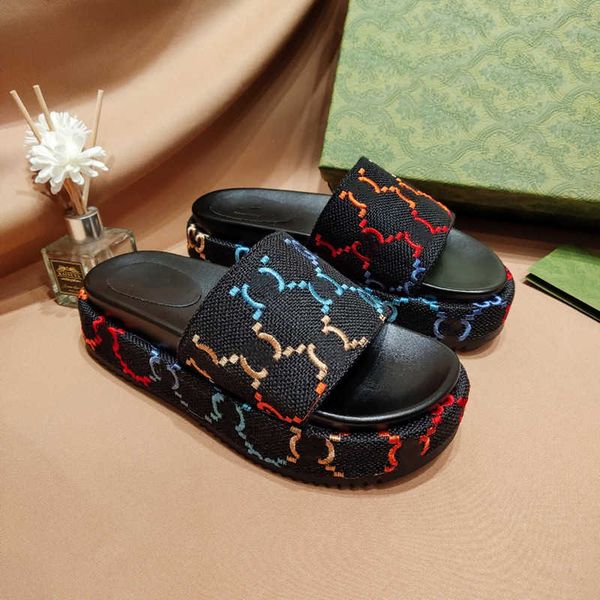 

no box. designer womens g sandals mens slippers slide flip flops luxury flat thick bottom embroidery printed jelly rubber leather women 132, Black