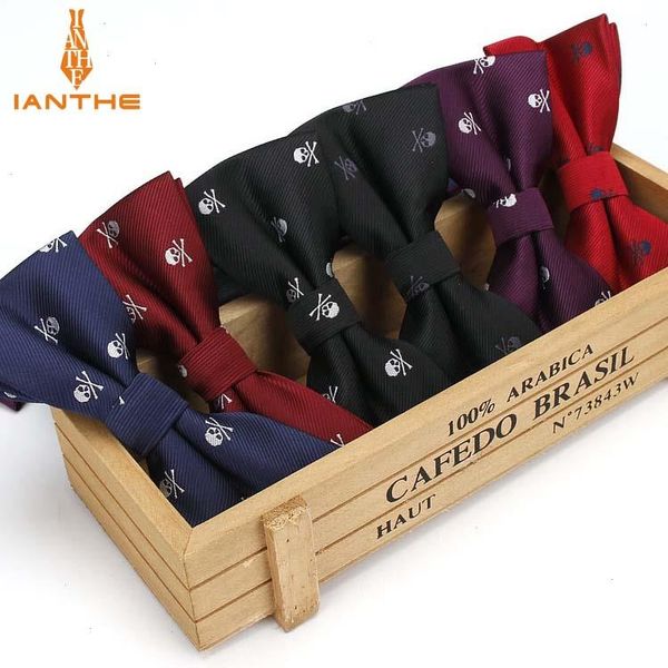 Yenilik Erkek Polyester İpek Bow Tie Kafatası Bowtie Smokin ziyafet tasarımı Bowknot bağları Düğün Damat Kelebek