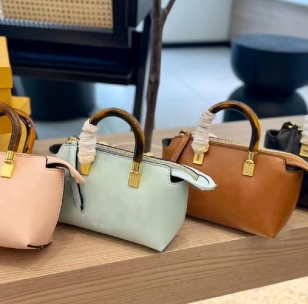 Moda mini totes el çantası en kaliteli marka tasarımcı yastık çanta tek omuzlu çanta mektubu fermuar klasik çanta deri meslek çantaları