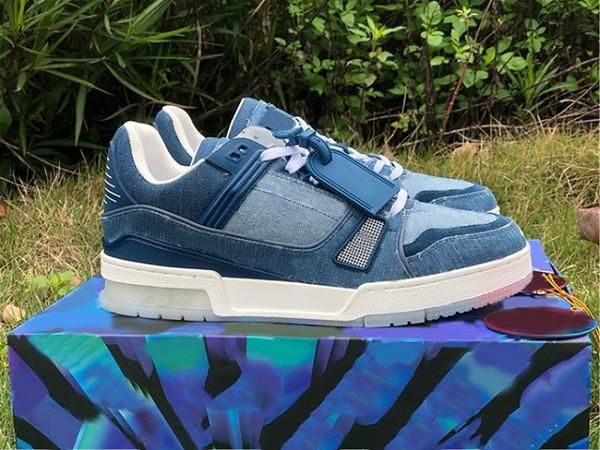 

designer shoes monograms embossed designer trail calfskin rubber canvas leather mens trainers low sneakers runner lace-up shoes, Black