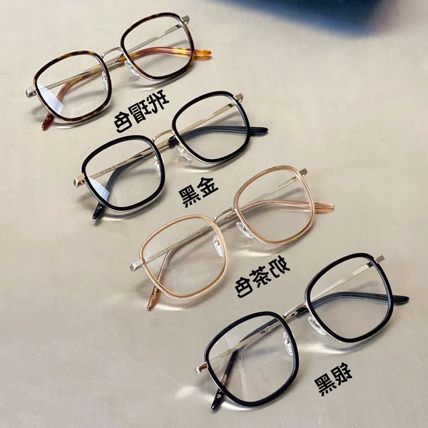 

50% discount for factory direct sales2022 new fashion ultra anti blue g light glasses frame men and women can be equipped with myopia, White;black