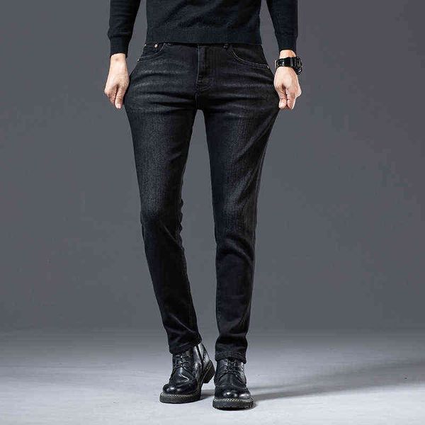 End High Fashion Marke Licht Luxus Herren Jeans Reines Schwarz Slim Fit Little Foot Jugend Herbst und Winter Dicke Casual Hosen