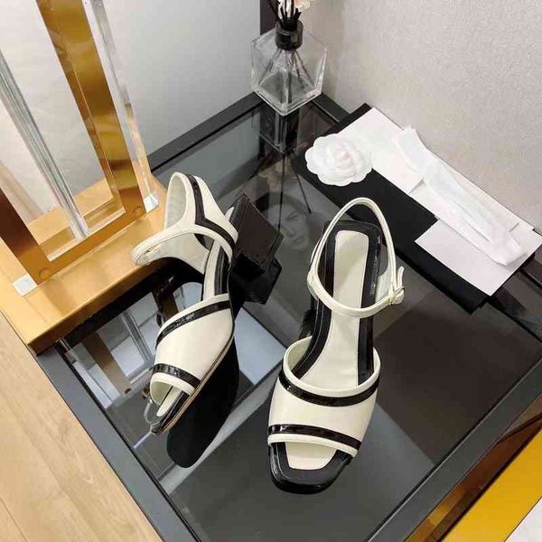 

sandals women's varnished leather sandals stitched open end middle heel summer series, Black