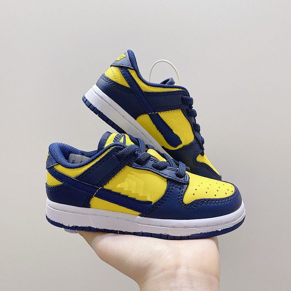 

childrens kids low trainer shoes for boy girl sports black white chunky cows trainers boys and girls athletic outdoor sneakers children size