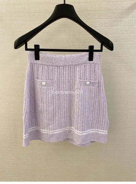 

two piece dress sweet and versatile knitted skirt women's french this year slim short high waist hip wrap skirt fashion, White