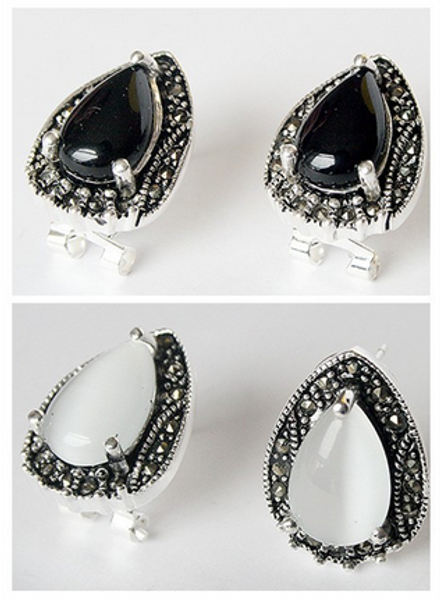 

vintage black agate and white opal marcasite silver earrings
