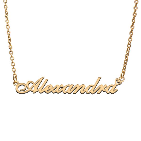 Alexandra Nome colars for Women Love Heart Gold Pingente Girl Girl Aço inoxidável Nomelancated Girlforn Birthday Christmas Declaração de jóias Presente de joias