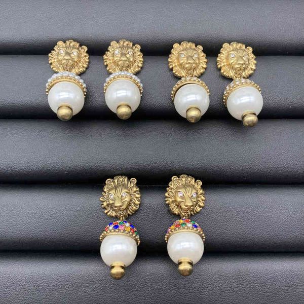

ancient classic letter earrings brass full color diamond earrings 2022 fashion silver needle not allergic, Golden