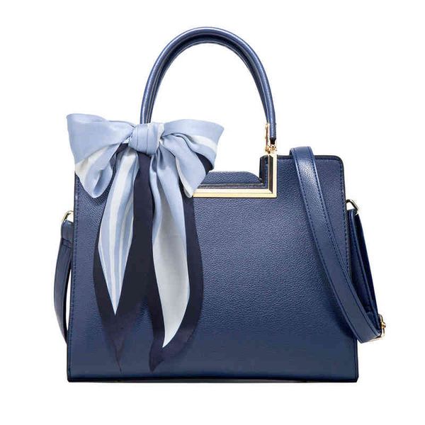 

designers bags mother's bag 2021 new fashion atmosphere middle-aged mother's bag new year's day high-capacity one shoulder di