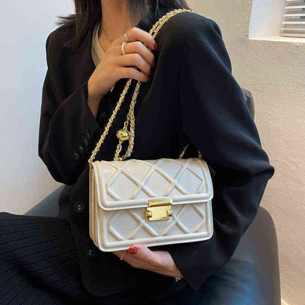 

2022 women's atmospheric personality ladies bags female chain ins2021 one shoulder bag diagonal- hand female