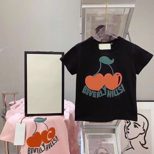 2022 T-shirt per bambini Ragazzi Ragazze Imposta Top a maniche corte per bambini Designer Clother con lettera Fragola Nero Bianco 90-160
