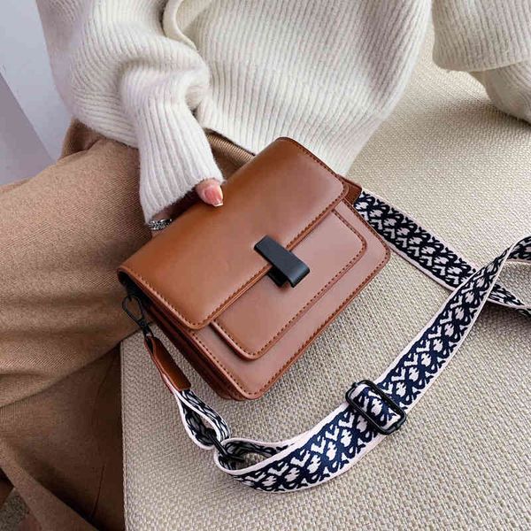 

square shaped small wide strap medieval single shoulder diagonal women's bag