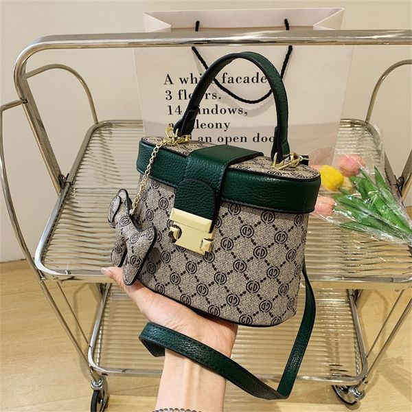 

fashion one small box women's texture versatile messenger 55% off holesale store