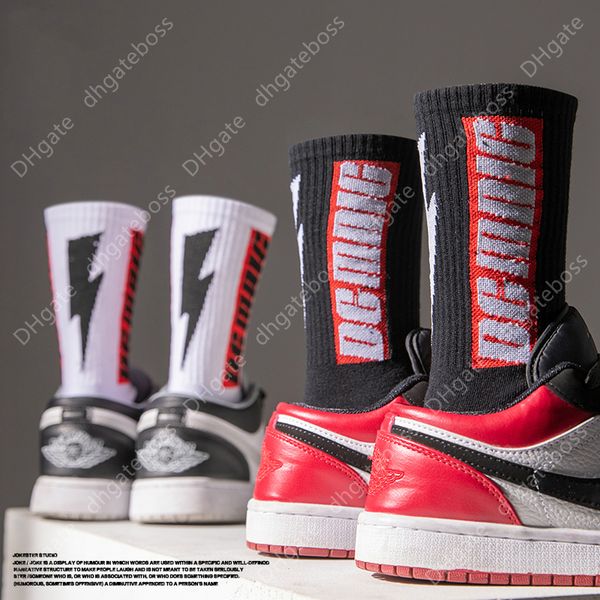 

socks high-basketball lightning men's trend black white harajuku striped letter lovers combed cotton red women socks winter