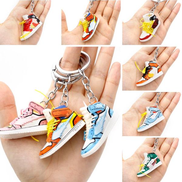 25 Stil Marka Mini Ayakkabı Anahtarlıkları 3D Ortak Karikatür Basketbol Ayakkabı Anahtarı Stereoskopik Spor Sabah Anahtar Zincir En Kalite Kolye Aksesuarları Erkek Kadın