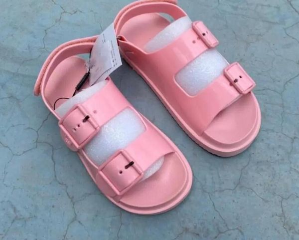 

fashion sandals slippers foam runners bags designer women rubber patent leather it is a kind of shoes that can be matched with clothes at wi, Black