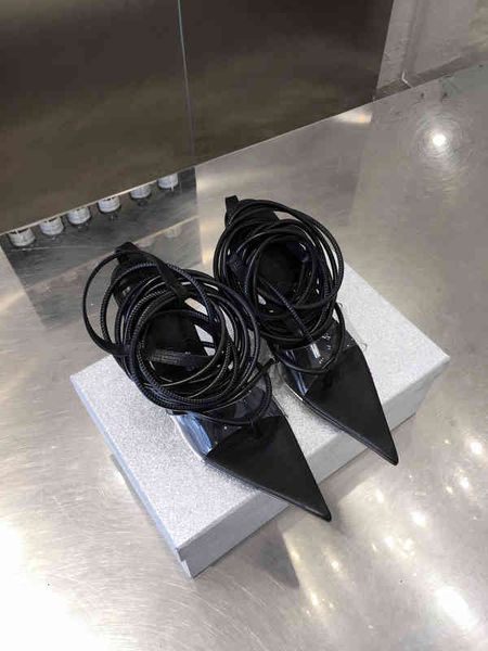 

dress shoes spring and summer net red ins pointed raised sandals british style flip toe casual women's shoes bandage muller, Black