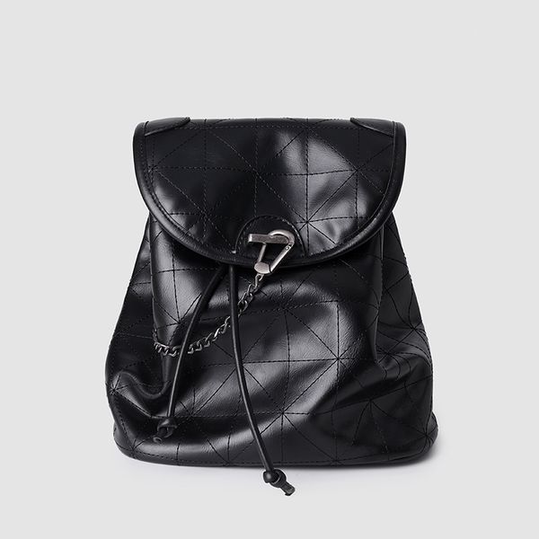 

designer bag backpacks embroidered thread bags with diamond pattern and metal chains 24cm