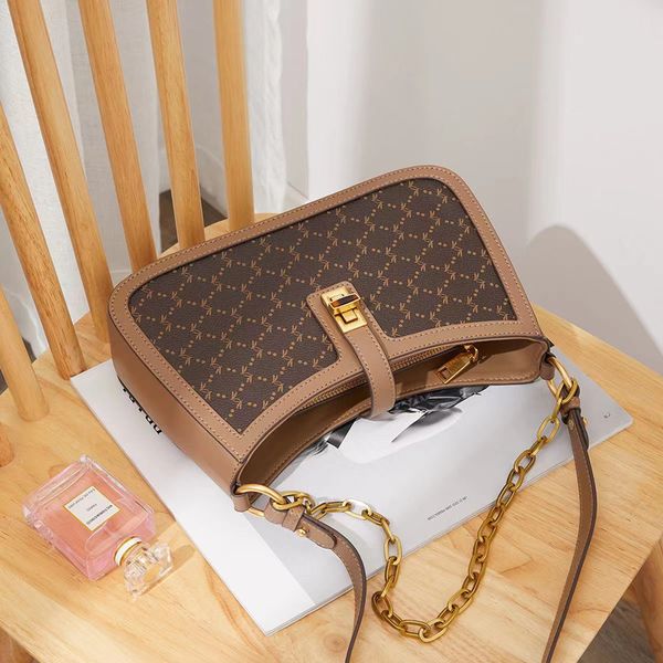 

red dragonfly western style popular high-end women's temperament retro small shoulder bag dumpling bag female