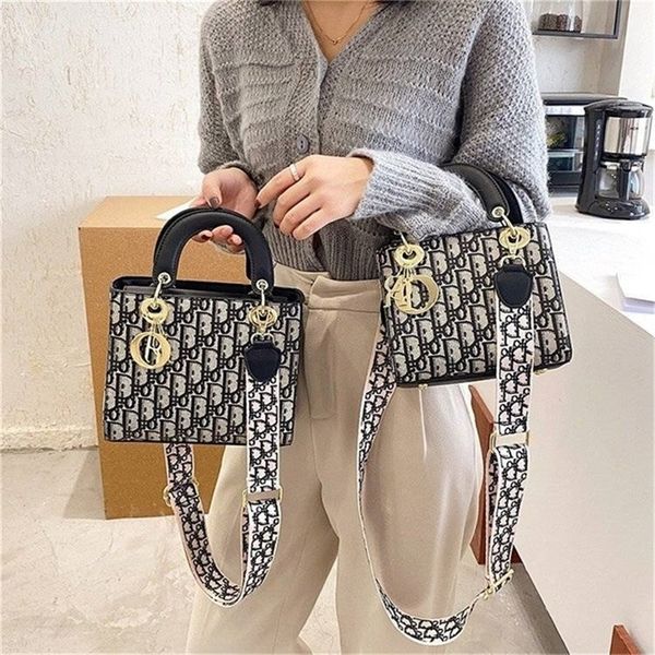 

30% off 2022 new trendy handbags autumn and net red same versatile classic