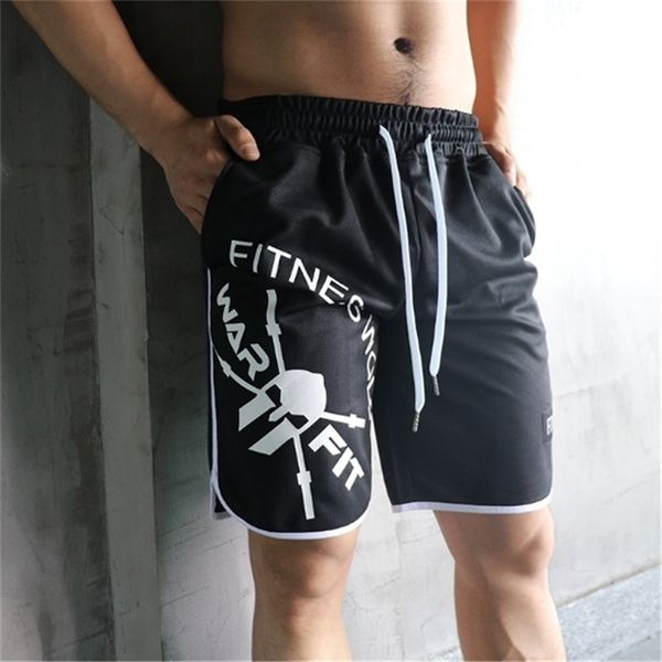 

men fitness bodybuilding shorts man summer workout male breathable mesh quick dry sportswear jogger beach short pants 210322, White;black