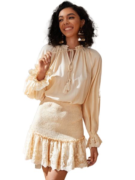 

tassel tie neck lace trim bell sleeve & shirred bodycon skirt set w6cj#, White