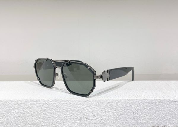 

22 styles of personality head european and american style ins with the same sunglasses fashion metal frame sunglasses ve2228, White;black