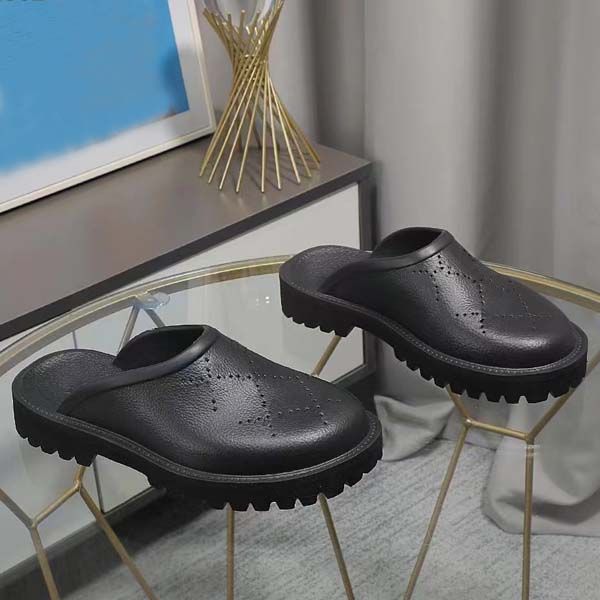

designer womens fashion porous carved flower platform sandals mens outdoor beach slippers 35-45 with box, Black