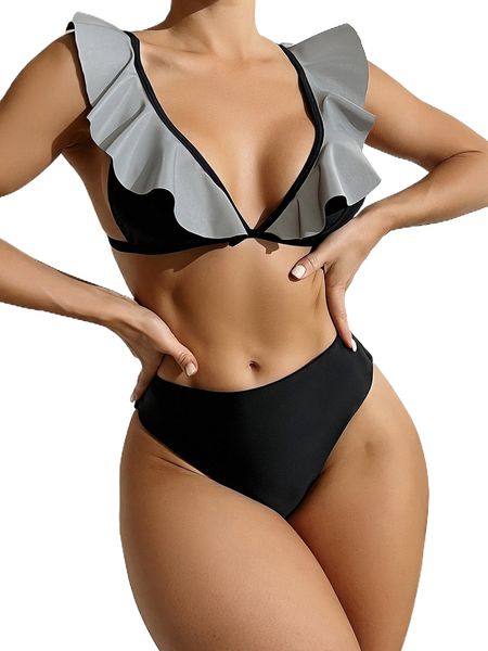 

c.olorblock r.uffle trim b.ikini swimsuit 11ue#, White;black