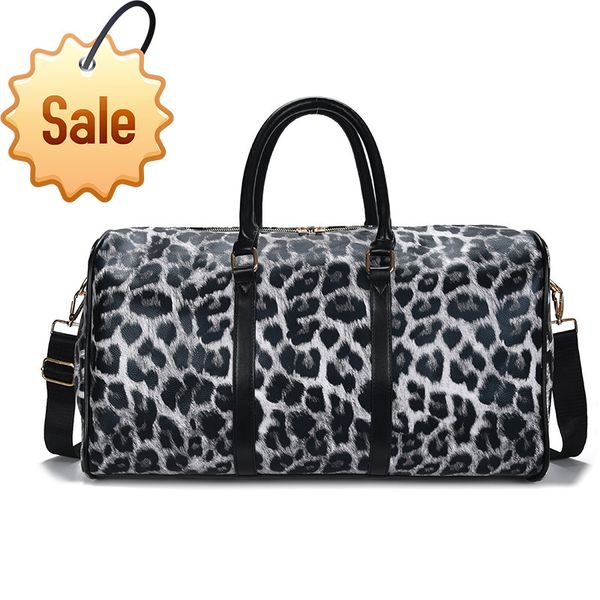 

2022 trendy fashion design ladies bags factory direct clothing distance leather pattern color and women's one shoulder portable fitness