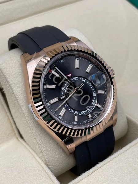 

zp factory luxury watch rose gold men's automatic mechanical cal.2823 japan watch m326235-0006 42mm 904l stainless steel luminous sapph, Slivery;brown