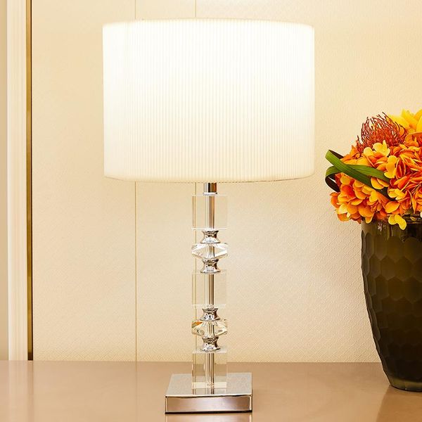 Lampade da tavolo Lampada a LED con base in acciaio inossidabile quadrato in cristallo di alta qualità per lampade da comodino moderne da tavolo