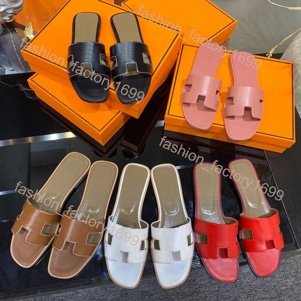 

2023 luxury designer beach slippers classic flat woman summer lady cartoon big head leather l bath fashion women shoes large size 35-41-42, Black