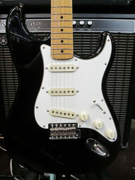 

st68 black #ggaj1 electric guitar