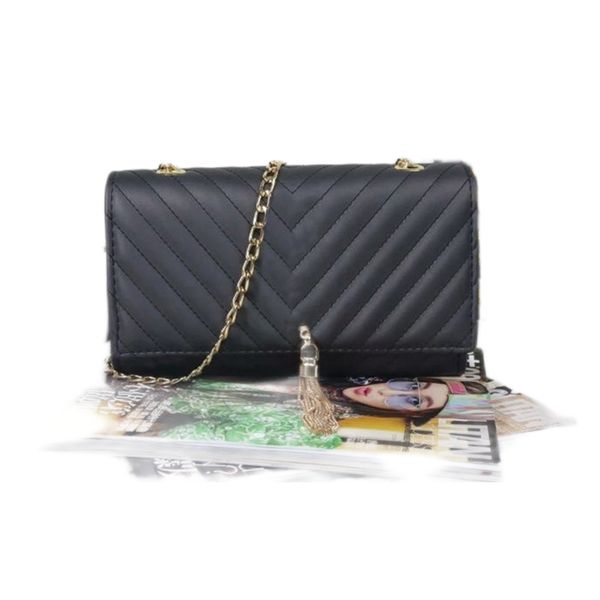 

classic designer womens handbags clutch purses shoulder bag leather cross body bags zipper metal logo handbag sewing backpack women chain me