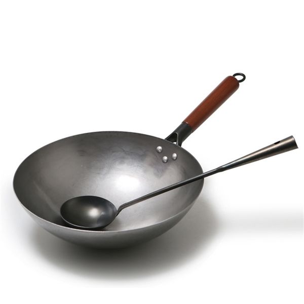 

chinese traditional iron wok handmade large wok&wooden handle non-stick wok gas cooker pan kitchen cookware iron pot 220423