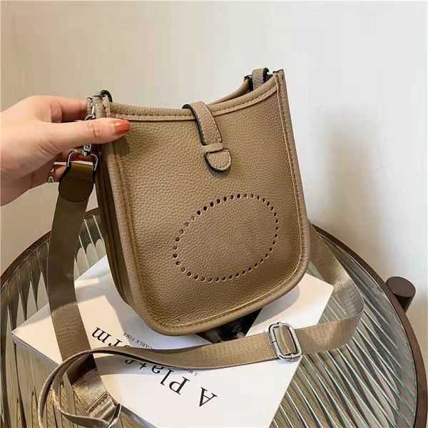 

women's bags 2022 new fashion ins trend versatile small fragrance messenger bag lychee leather light luxury shoulder bag