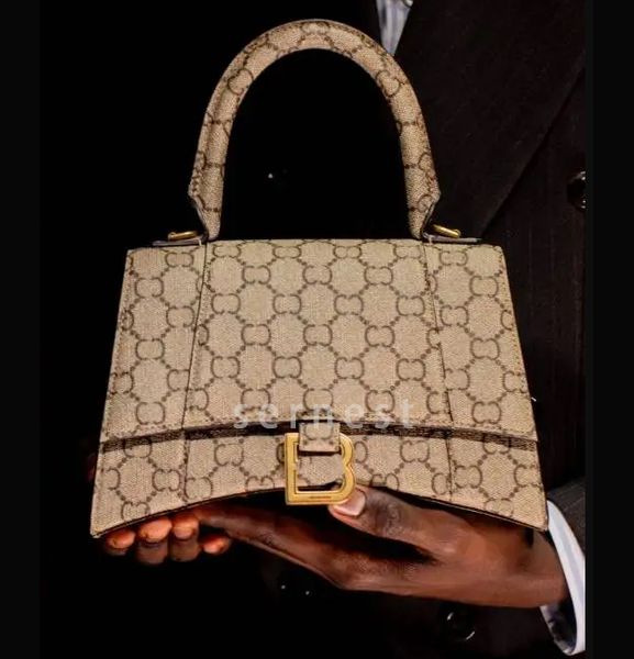 

lady shopping shoulder bags balenesciaga fashion handbags women totes cross body half moon guiciis luxury fashion retro purse girl