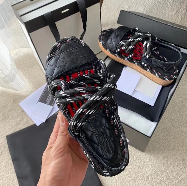 

2023 platform designer rubber slides sandal floral brocade fashion mens gear bottoms flip flops slippers striped womens sandals designers lo, Black
