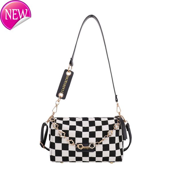 

50% new women's fashion single shoulder trend lattice texture fabric messenger armpit female luxury designer handbags