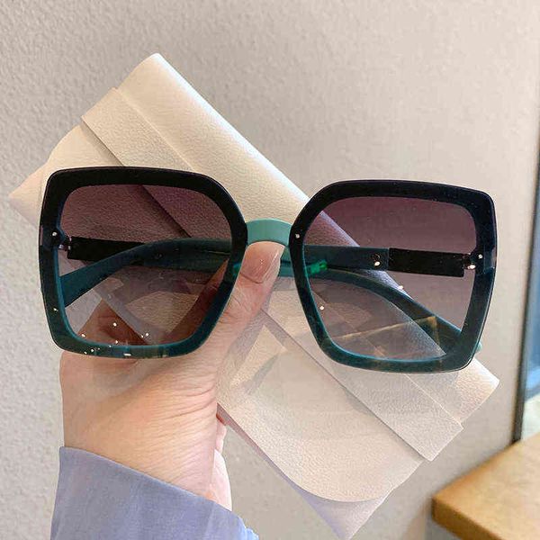 

new vintage oversized square frame sunglasses fashion multicolor female eyewear r uv400 shades for women, White;black